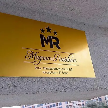 Magnum Mamaia